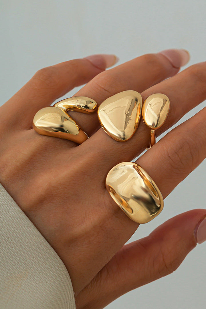 Anillos irregulares de metal