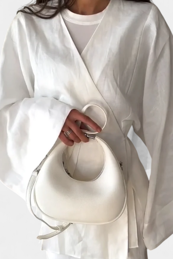 Zelda Conjunto de Camisa Escote en V y Falda con Abertura