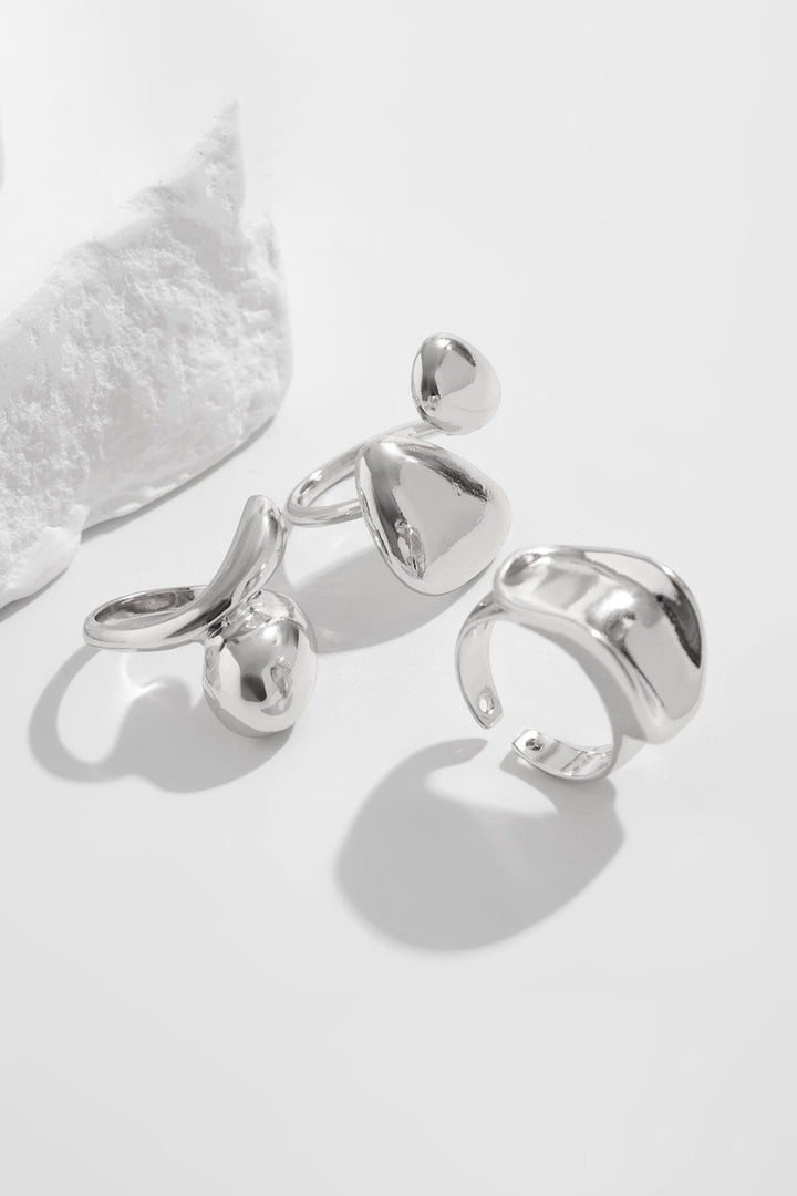 Anillos irregulares de metal