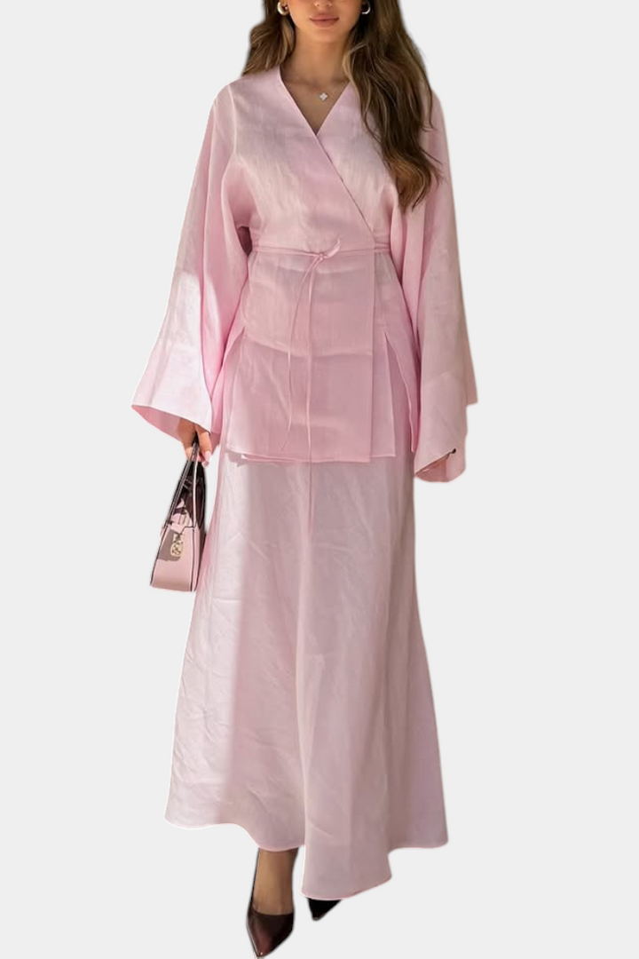 Zelda Conjunto de Camisa Escote en V y Falda con Abertura