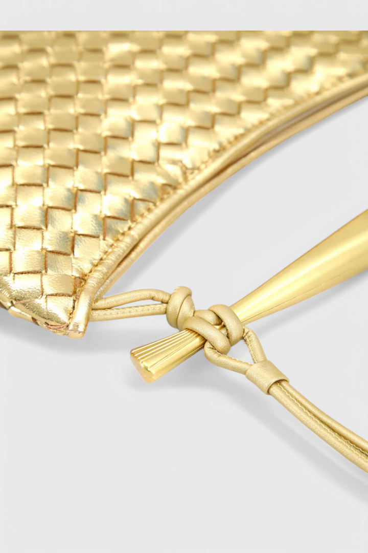 Bolso Tejido Gerda con Asa Dorada