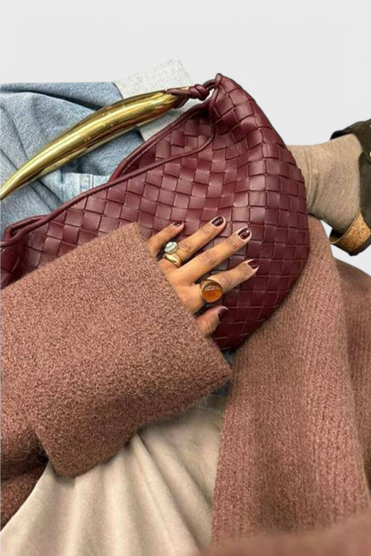 Bolso Tejido Gerda con Asa Dorada