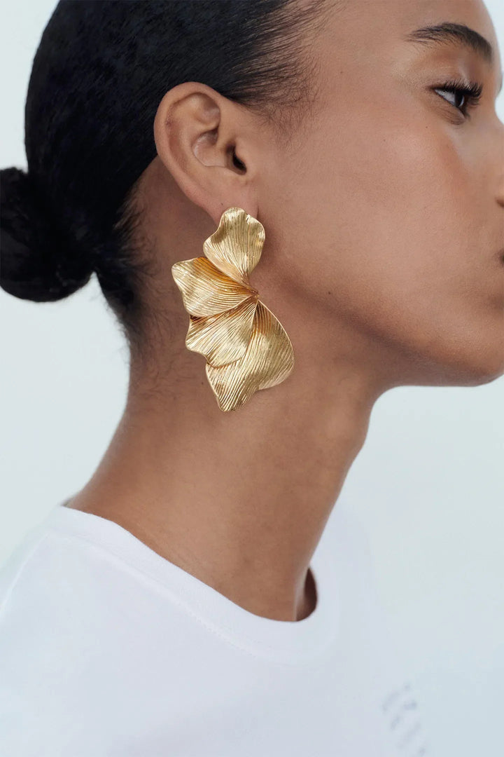 Pendientes Colgantes de Hoja en Metal Texturizado