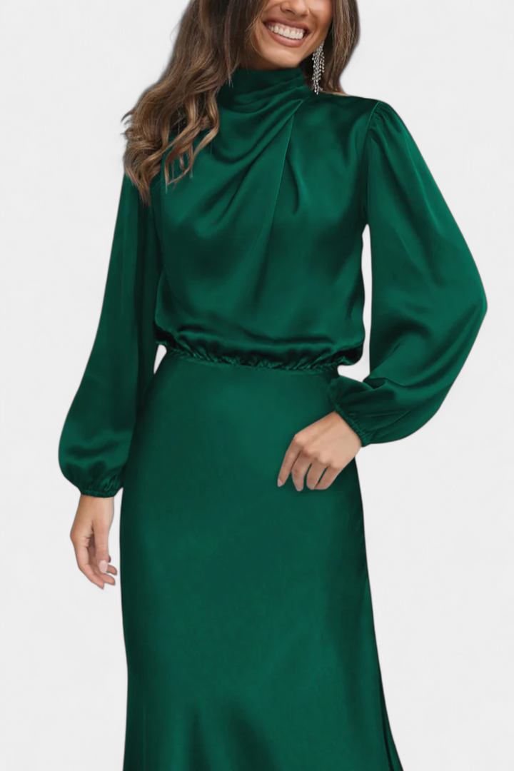 Cecila Vestido Maxi con Cuello Alto y Detalle Floral