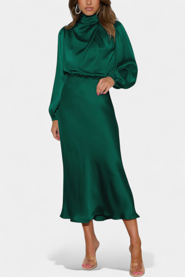 Cecila Vestido Maxi con Cuello Alto y Detalle Floral