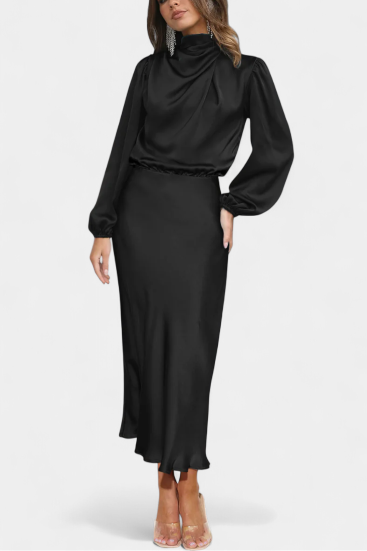 Cecila Vestido Maxi con Cuello Alto y Detalle Floral