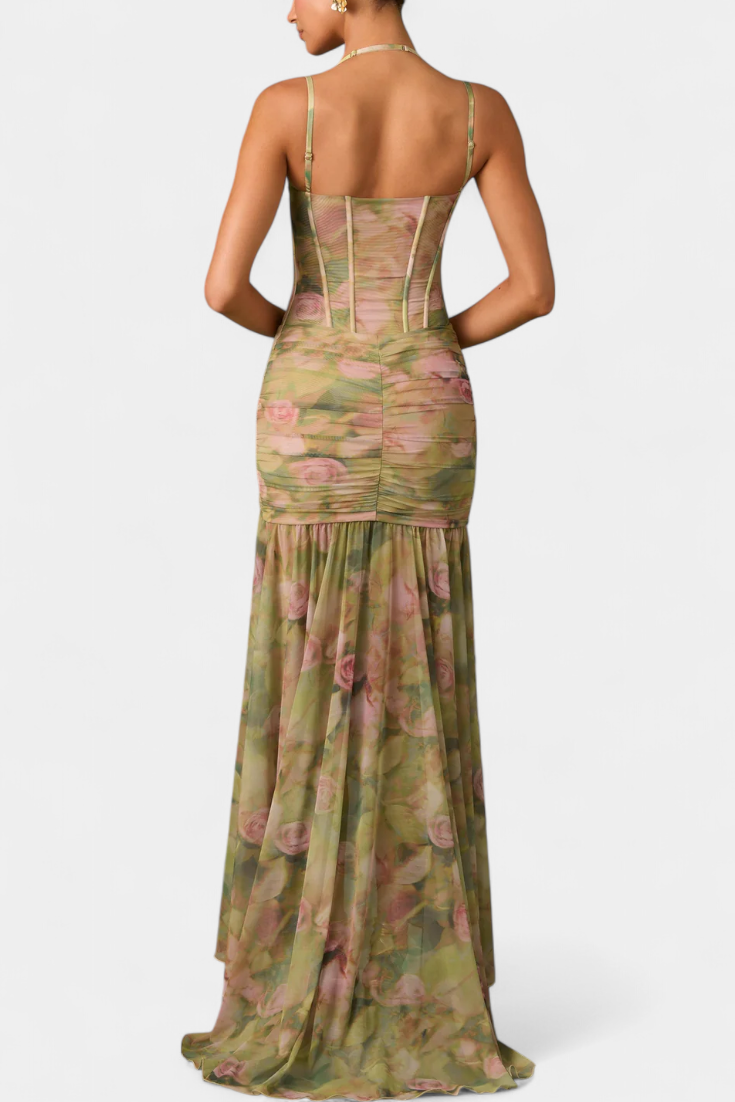 Isamar Vestido Floral Asimétrico de Cuerpo Ajustado con Cola