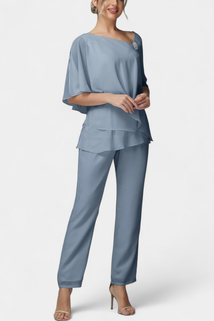 Ramona Conjunto de Dos Piezas con Silueta Femenina sin Esfuerzo