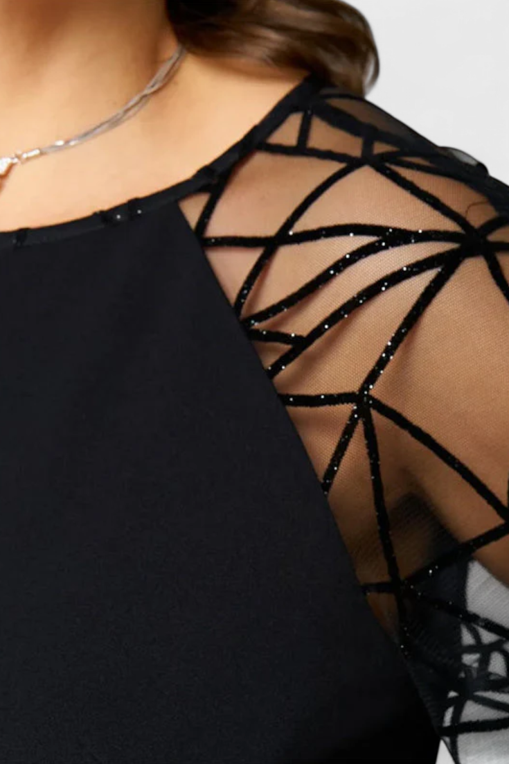 Bellezza Vestido Negro con Mangas de Malla y Corte Holgado