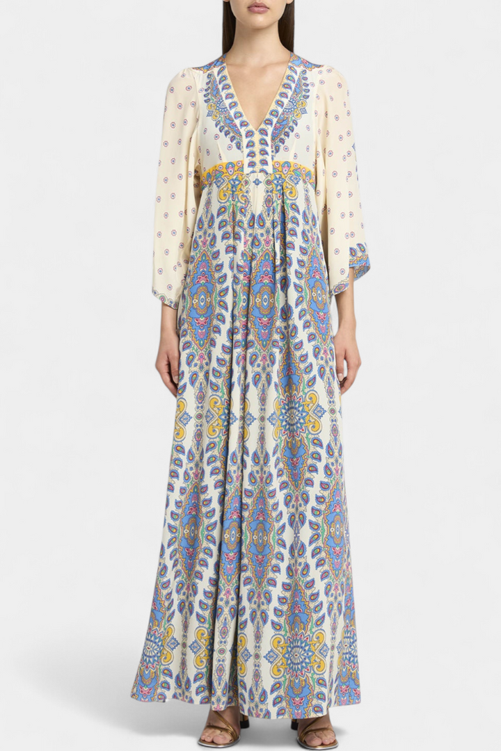 Novia Vestido Largo con Escote en V y Estampado Paisley Elegante