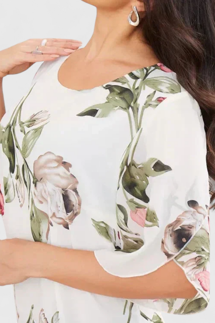 Tameka Vestido de Gasa Fluida con Pétalos y Mangas Transparentes