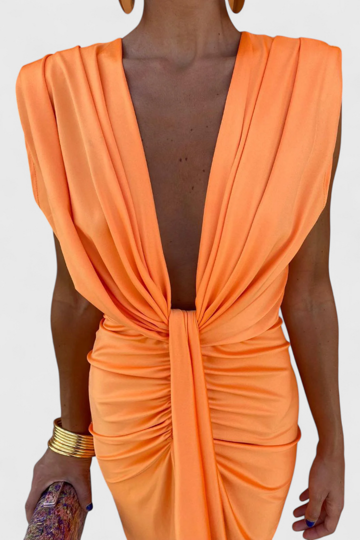 Vestido midi Lakisha con escote profundo